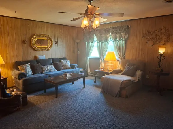 209 N West ST, Elkville, IL 62932