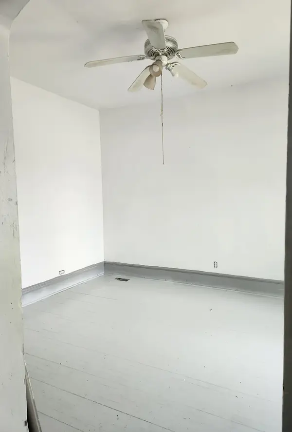 10305 S Avenue J, Chicago, IL 60617