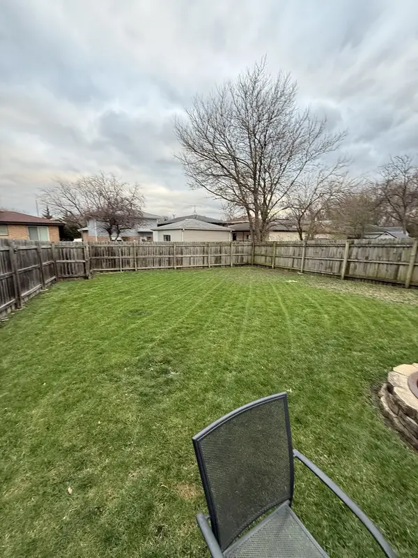 18105 Soleri DR, Country Club Hills, IL 60478