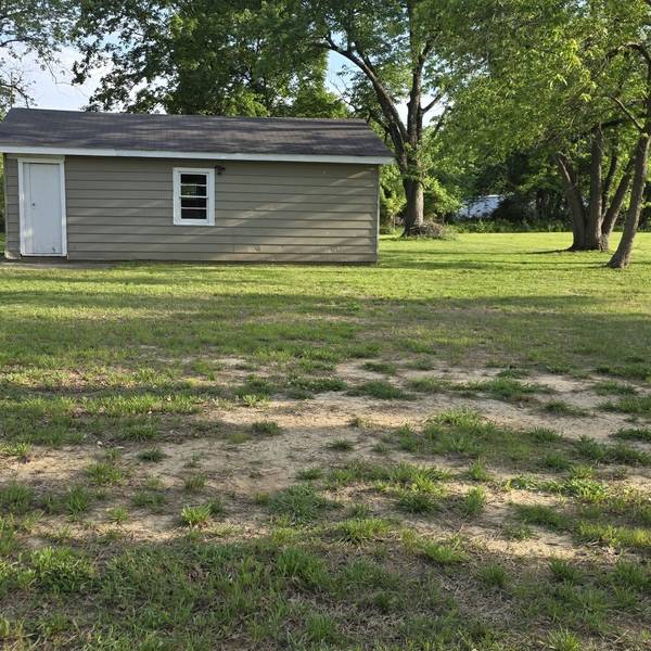11495 N Brownsville RD, Mt Vernon, IL 62864