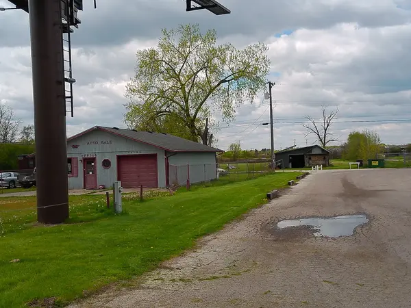 14178,14190,14192 Dearborn AVE, South Beloit, IL 61080