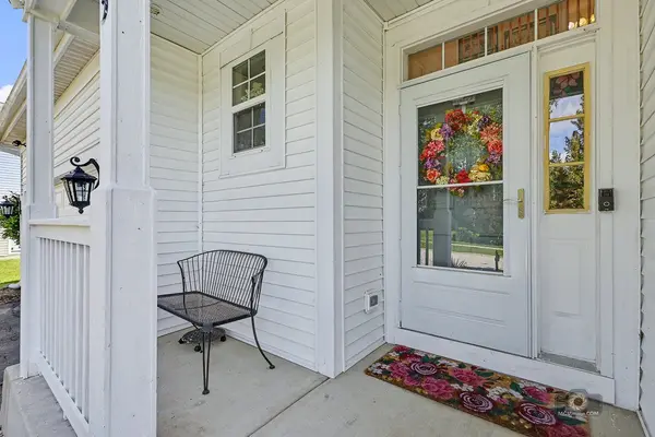 483 Elm Ridge RD, Carpentersville, IL 60110