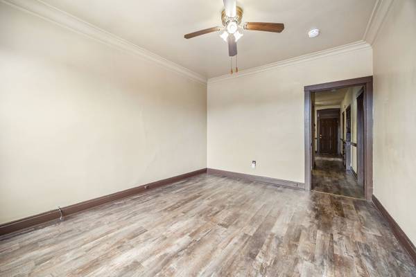 3017 E 83rd ST, Chicago, IL 60617