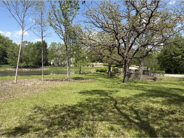 24858 W Lake Forrest LN, Shorewood, IL 60404
