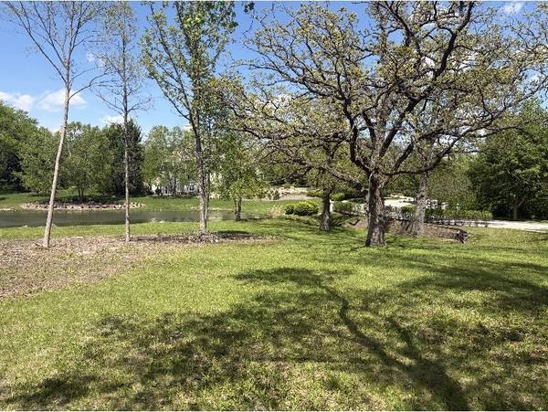 24858 W Lake Forrest LN, Shorewood, IL 60404