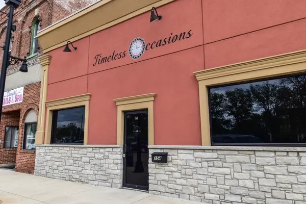152 E Main ST, Dwight, IL 60420