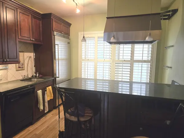 548 W Brompton AVE #1E, Chicago, IL 60657