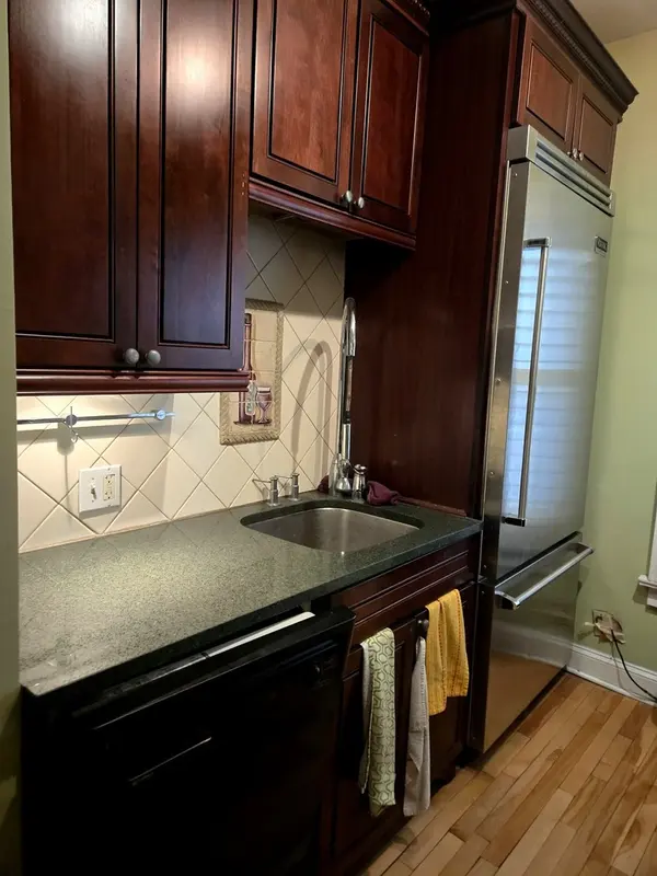 548 W Brompton AVE #1E, Chicago, IL 60657
