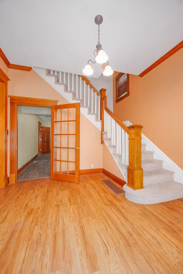 1015 W Main ST W, Salem, IL 62881