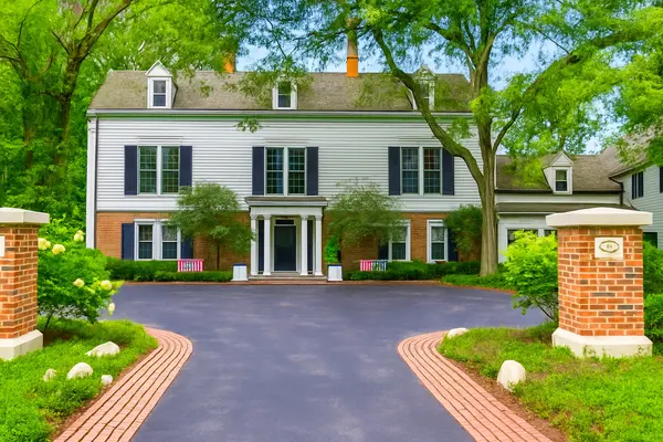 62 Woodley RD, Winnetka, IL 60093