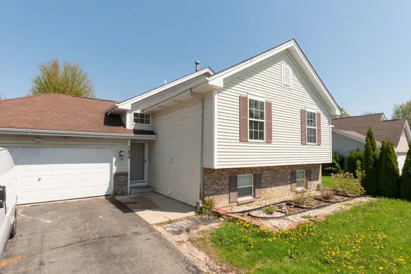 5696 Heidi DR, Rockford, IL 61109