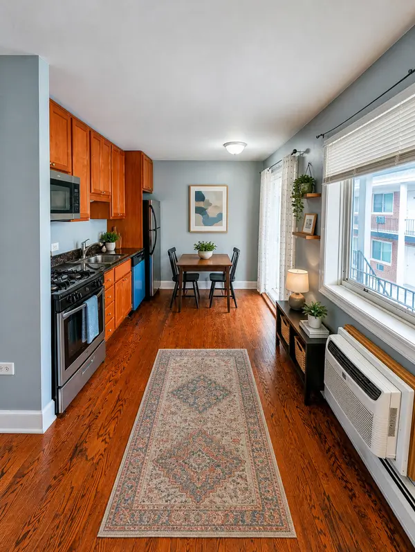 323 N Princeton AVE #8, Villa Park, IL 60181