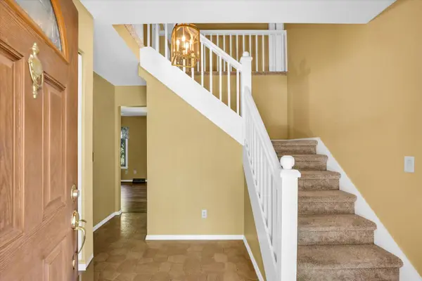28 Dunlap DR, Sidney, IL 61877