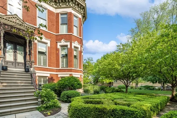 1407 N Hoyne AVE, Chicago, IL 60622