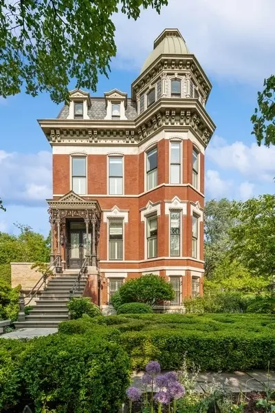 1407 N Hoyne AVE, Chicago, IL 60622