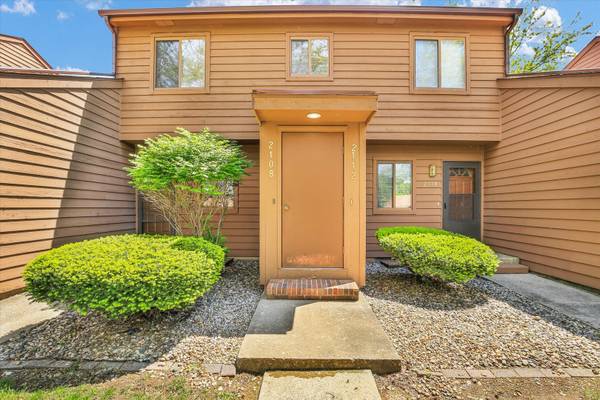 2108 Sunview DR #2108, Champaign, IL 61821