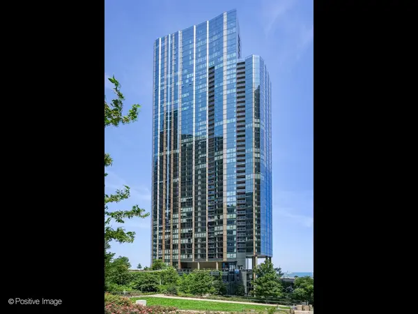 211 N Harbor DR #1801, Chicago, IL 60601