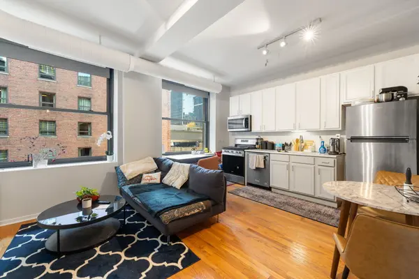 6 E Monroe ST #1403, Chicago, IL 60603
