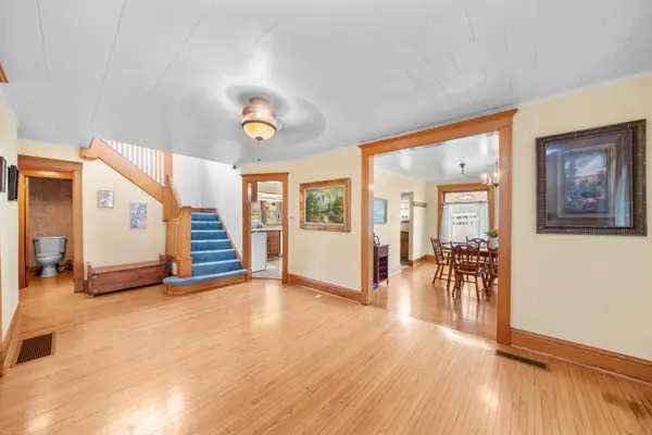204 N West ST, Earlville, IL 60518