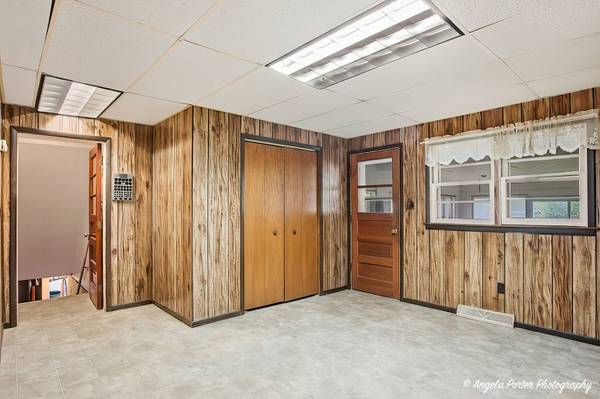 42177 N Lake AVE, Antioch, IL 60002