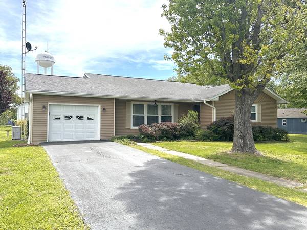 106 S George ST, Hurst, IL 62949