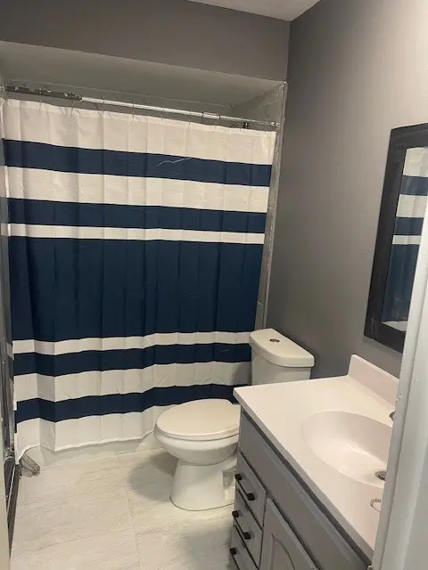 523 N Pleasant DR #2A, Glenwood, IL 60425