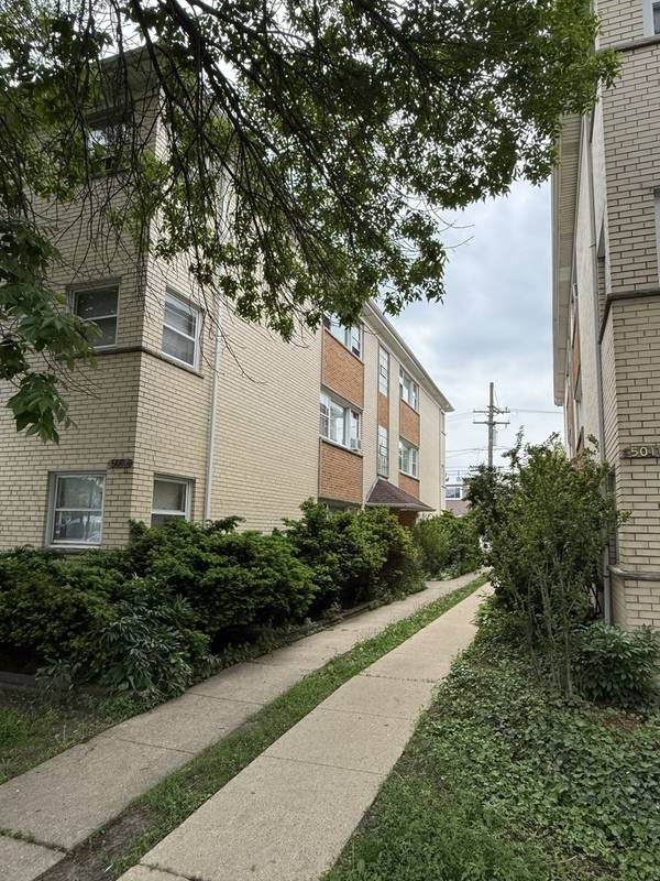 5007 W Diversey AVE, Chicago, IL 60639