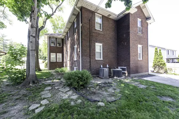 1609 N Sheridan RD, Waukegan, IL 60085