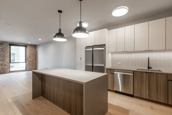 1706 Sherman AVE #301, Evanston, IL 60201