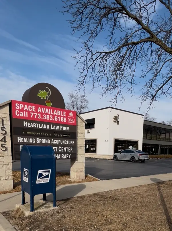 1545 Waukegan RD #2-8, Glenview, IL 60025