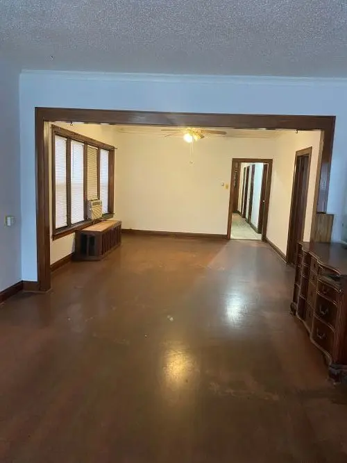 10214 S State ST, Chicago, IL 60628