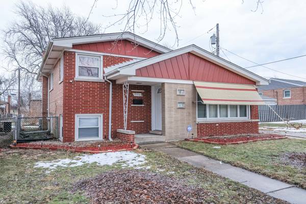 15333 Grant ST, Dolton, IL 60419