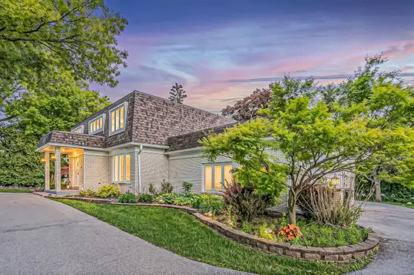 15 DEVONSHIRE DR, Oak Brook, IL 60523