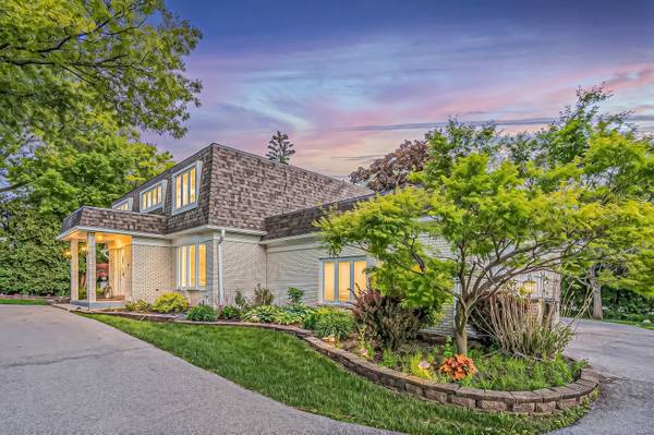15 DEVONSHIRE DR, Oak Brook, IL 60523