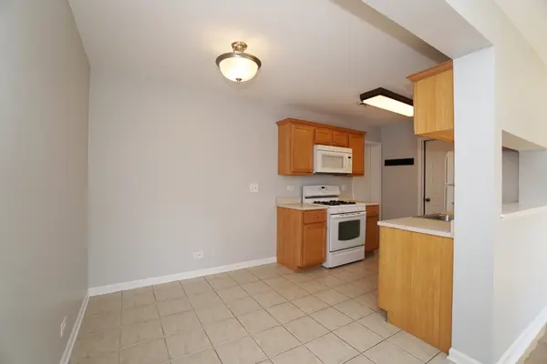 223 Harvest CT, Vernon Hills, IL 60061