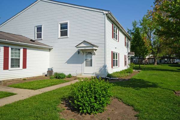 223 Harvest CT, Vernon Hills, IL 60061