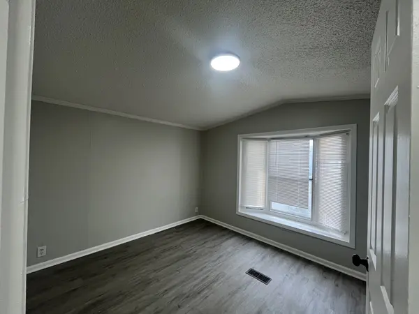 9001 S Cicero AVE S #126, Oak Lawn, IL 60453