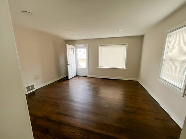 17943 Ridgewood AVE, Lansing, IL 60438