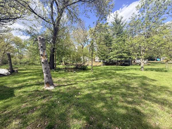 2-203 Woodhaven Lakes, Sublette, IL 61367
