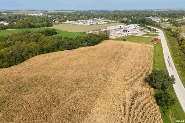 Lot 1 118th AVE, Davenport, IA 52804