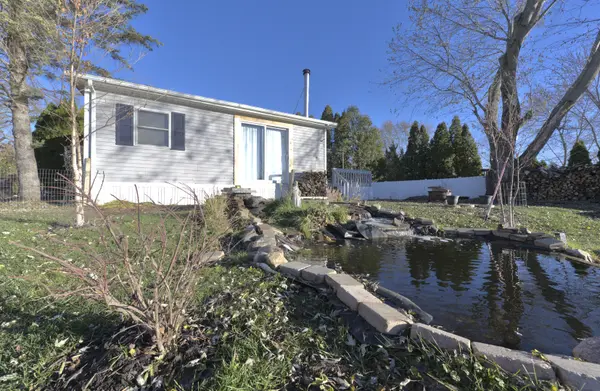 50 Beacon Bay CT, Lakemoor, IL 60051