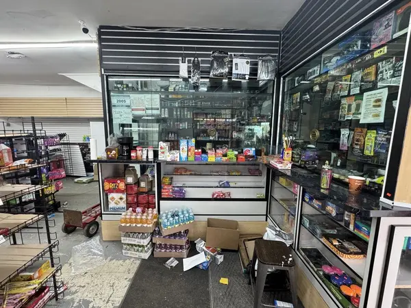 401 S Cicero AVE, Chicago, IL 60644