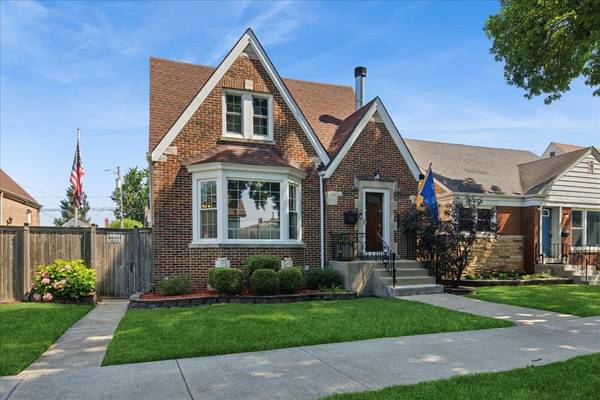 7620 W Rascher AVE, Chicago, IL 60656