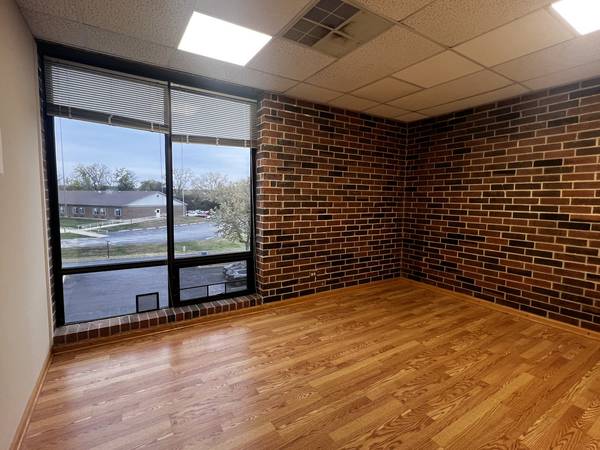 7804 W COLLEGE DR #3N, Palos Heights, IL 60463