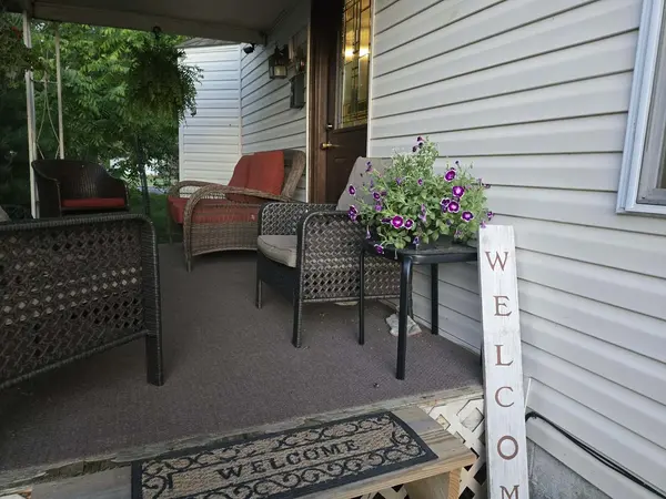 505 South Hancock ST, Mcleansboro, IL 62859