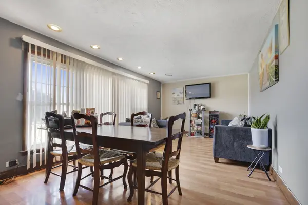 3801 W 84th PL, Chicago, IL 60652