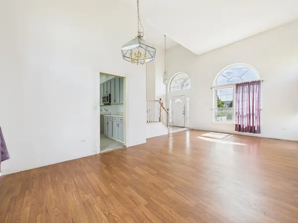 158 Cider ST, Bolingbrook, IL 60490