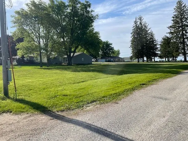 509 Jensen ST, Grand Mound, IA 52751