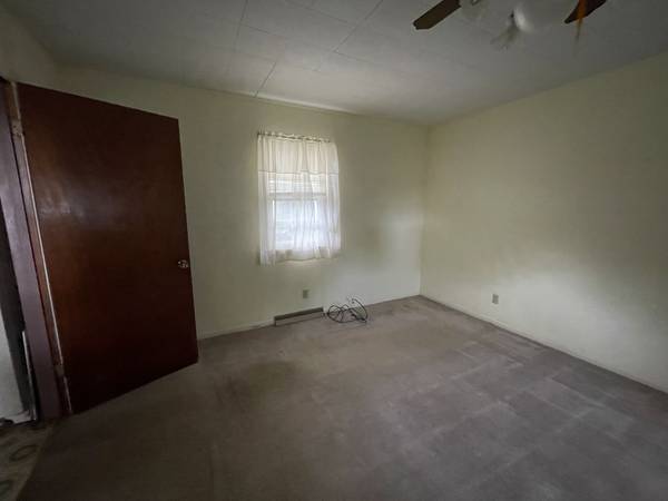 301 Elm ST, Cedar Point, IL 61316