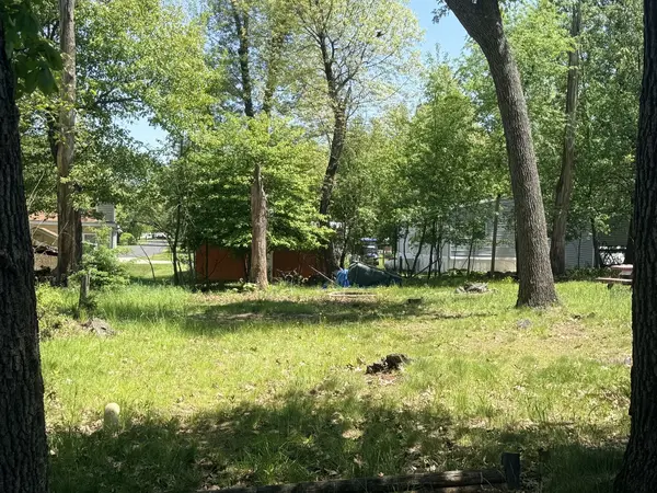 8-37 Woodhaven Lakes, Sublette, IL 61367